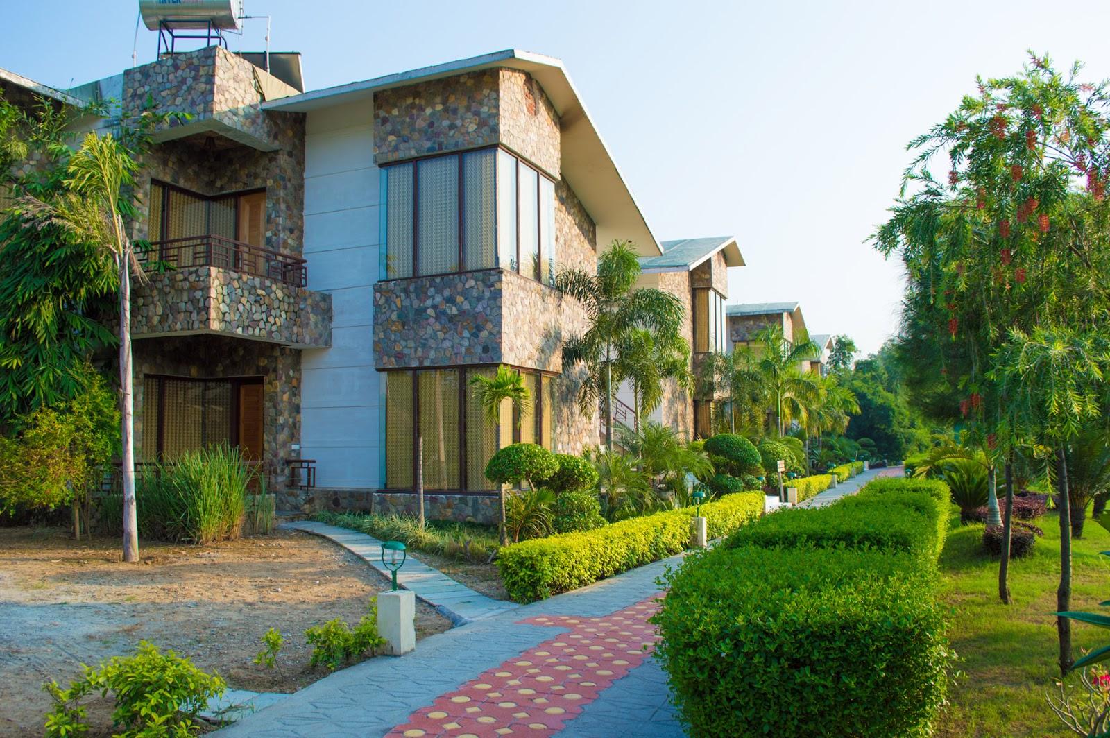 The Roar Resort, Corbett