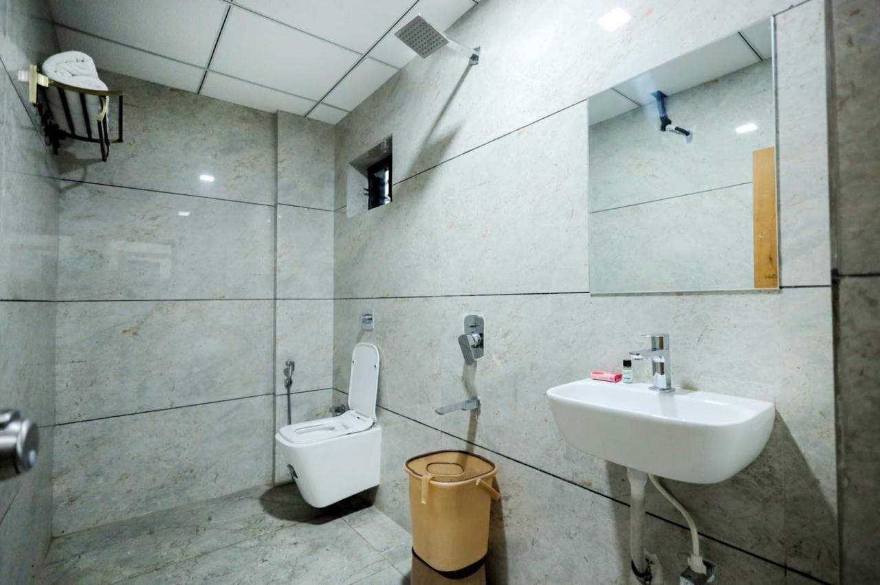 Hotel The Premier Somnath – photo 2