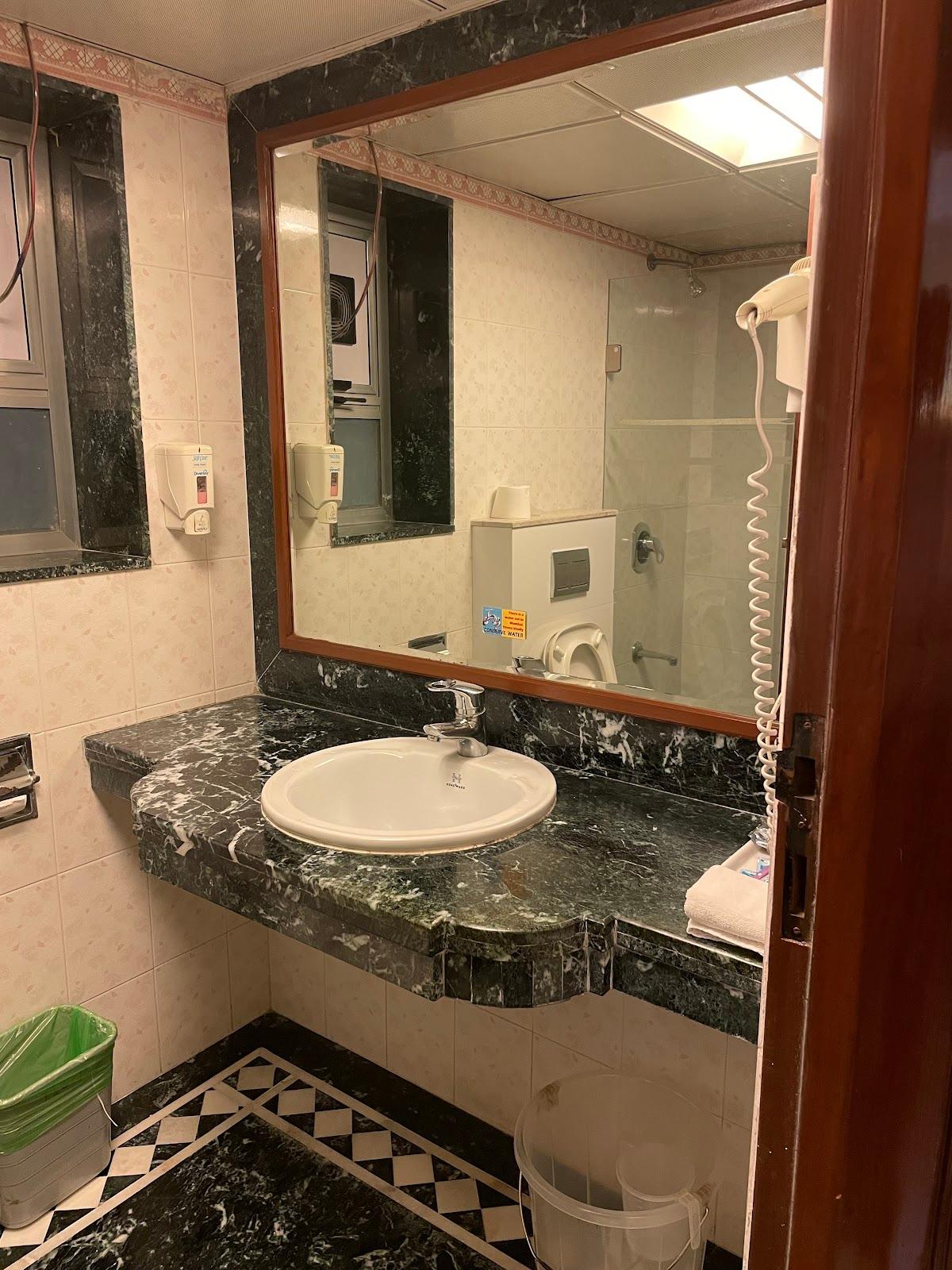 Hotel Hiltop – photo 4