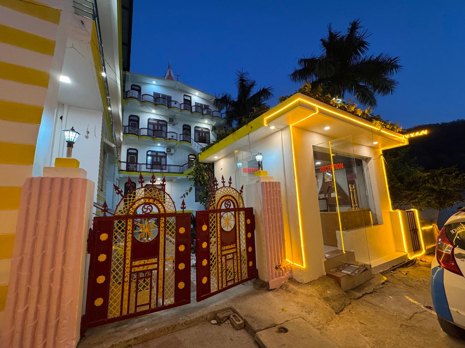 Nirvana Riverside Resort – photo 1