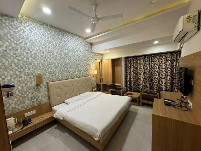 Hotel Happy Times – photo 4
