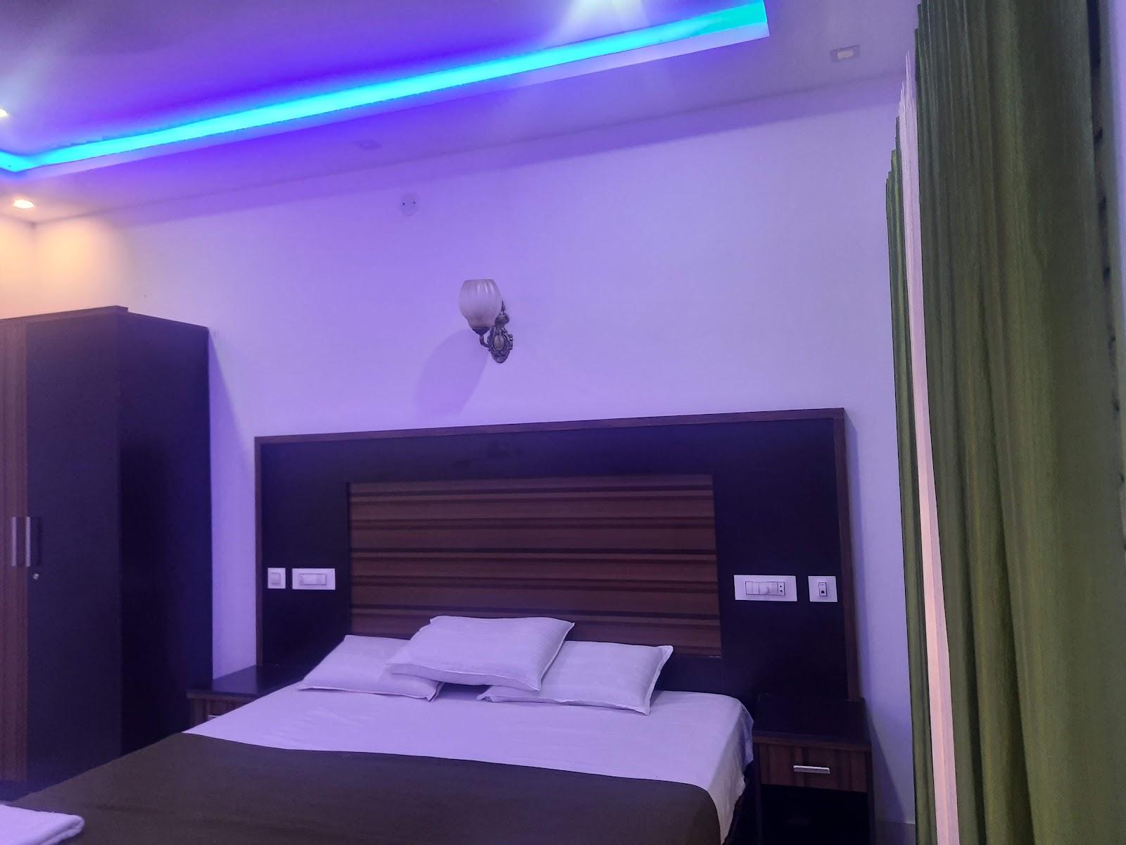 Hill View Stay Inn Ponmudi – photo 2