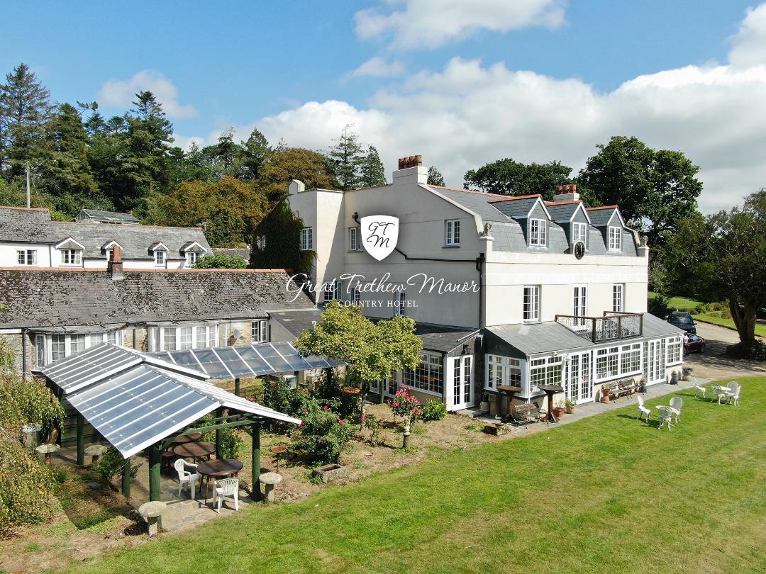 Great Trethew Manor Country Hotel & Restaurant – photo 1