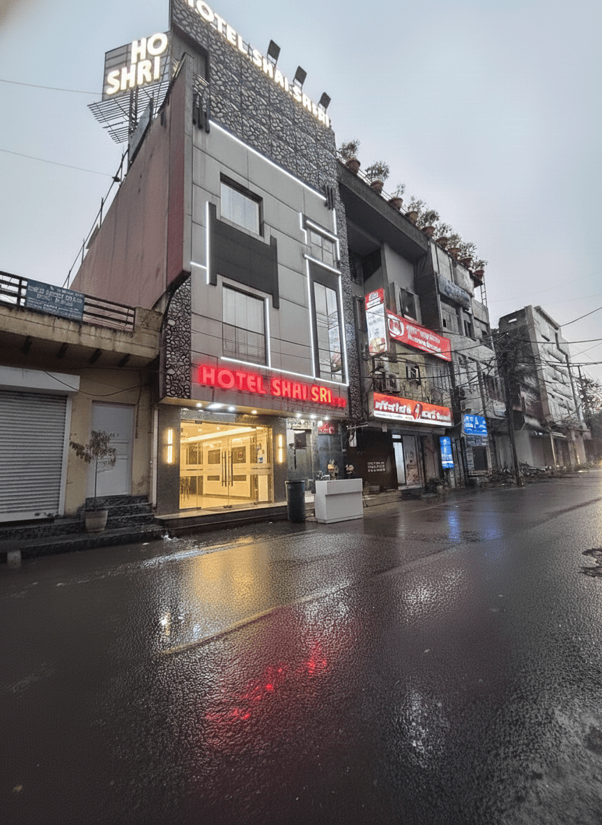 Hotel Shri Sai Deluxe - 1 Min from Adarsh Nagar Metro I Couple, Business and Family Friendly I Budget Hotel In Adarsh Nagar – photo 1