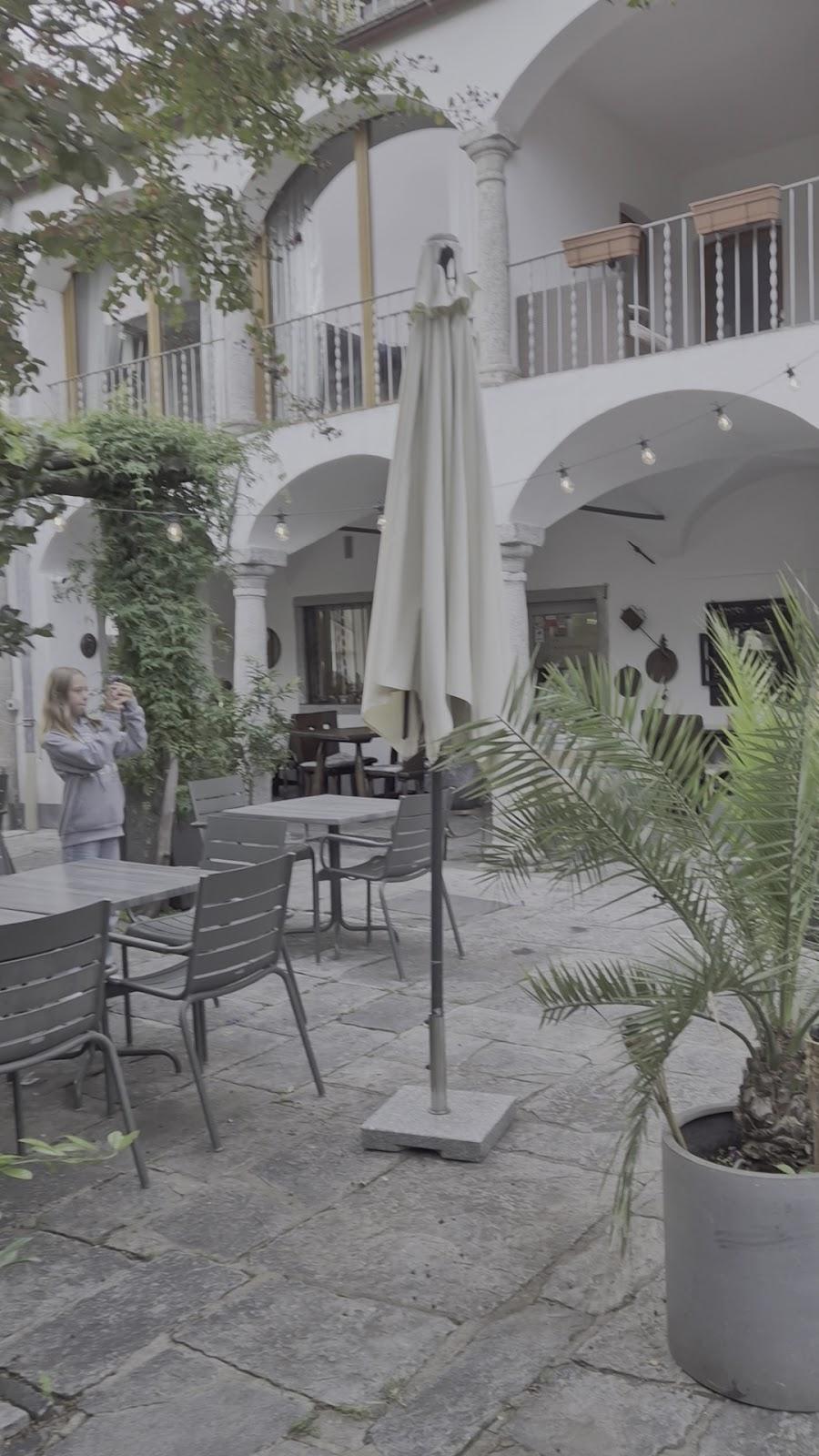 b&b alla piazzetta di tegna – photo 2