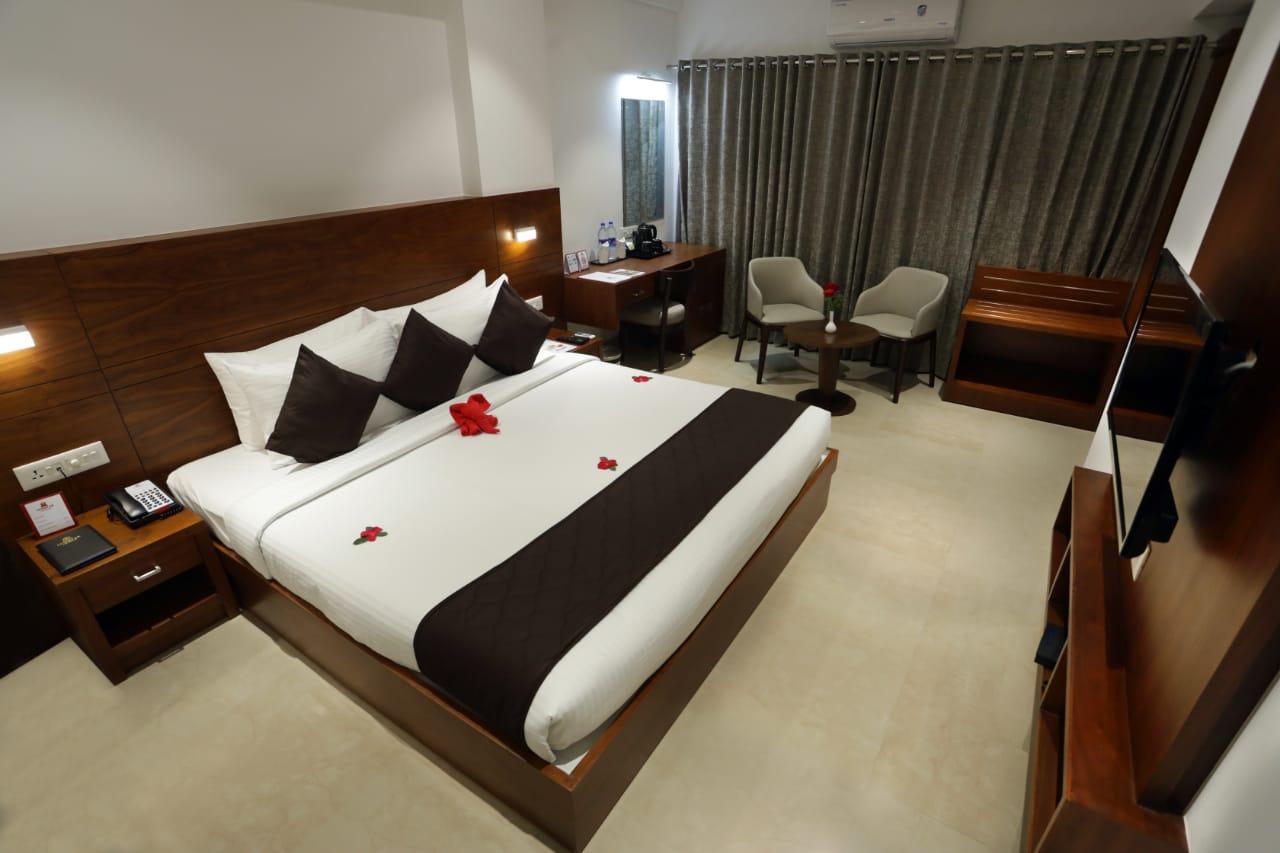 Iswarya Residency – photo 3