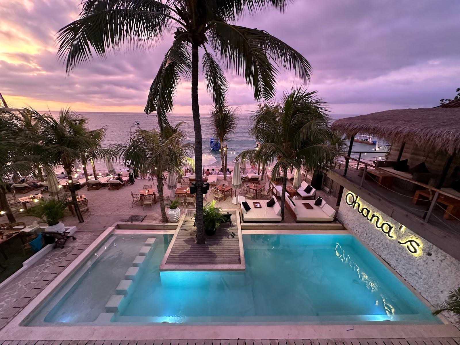 Ohana's Beachfront Resort & Beach Club