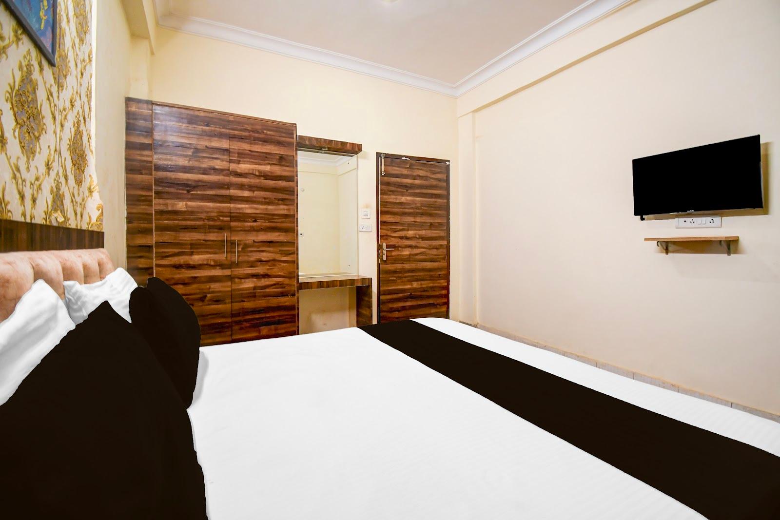 Hotel O by OYO Flagship vasundhara inn – photo 2