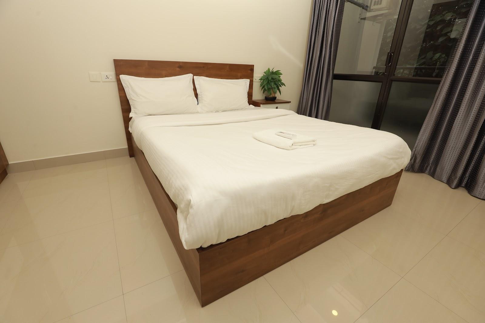 Lavender Airport Suite – photo 3