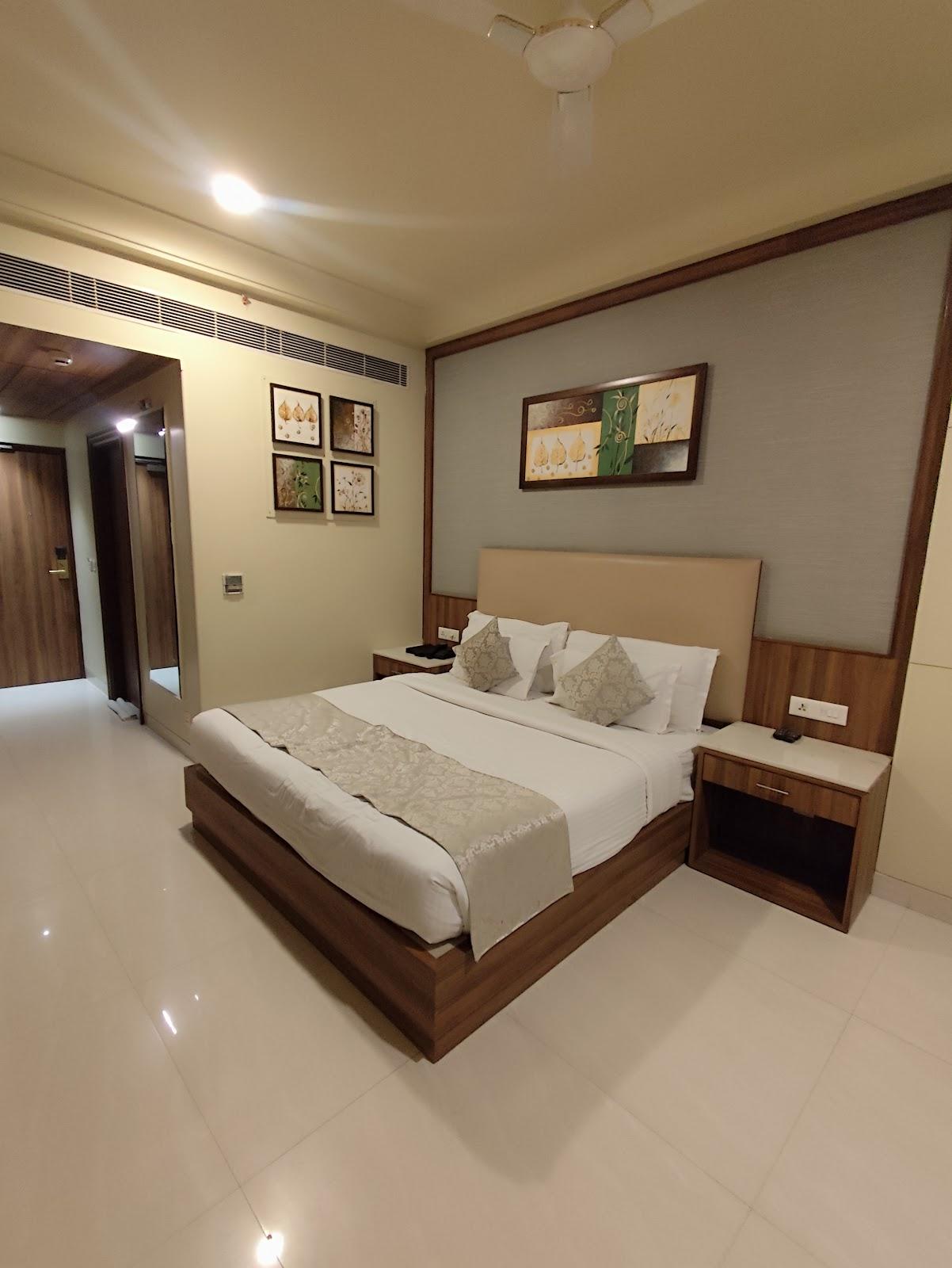 Hotel Shyam – photo 2