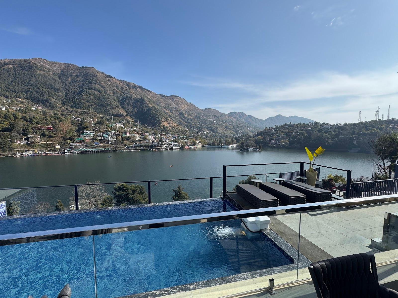 Terra Bliss Lake Bhimtal Resort & Spa – photo 3