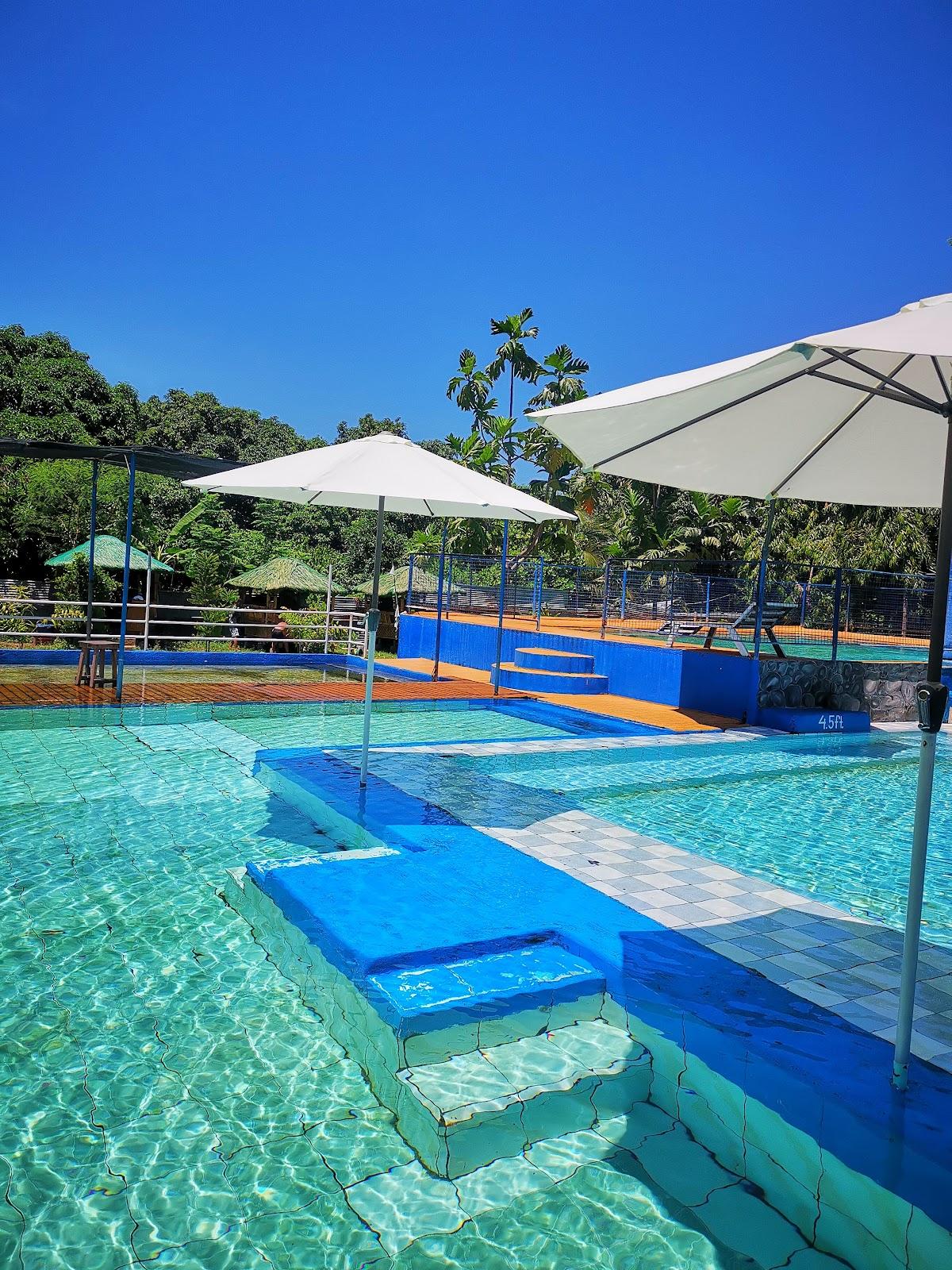 RAINBOW'S END RESORT & GLAMPING – photo 3