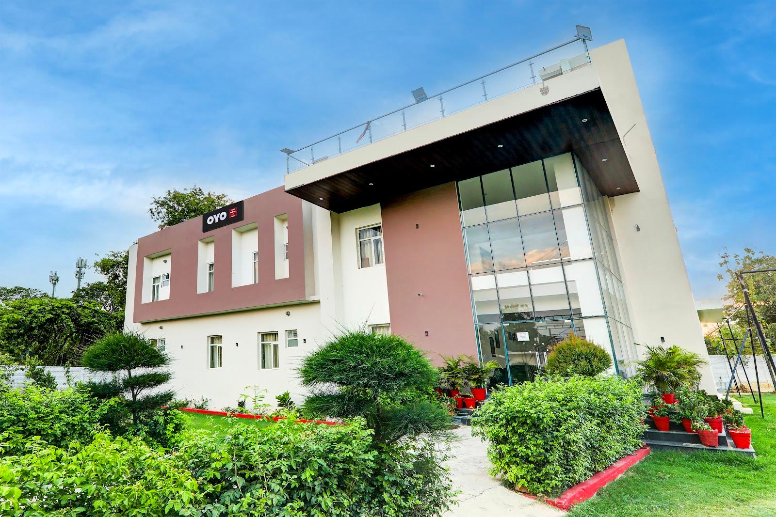 Hotel O by OYO Gomti Nagar Vigyan khand – photo 1