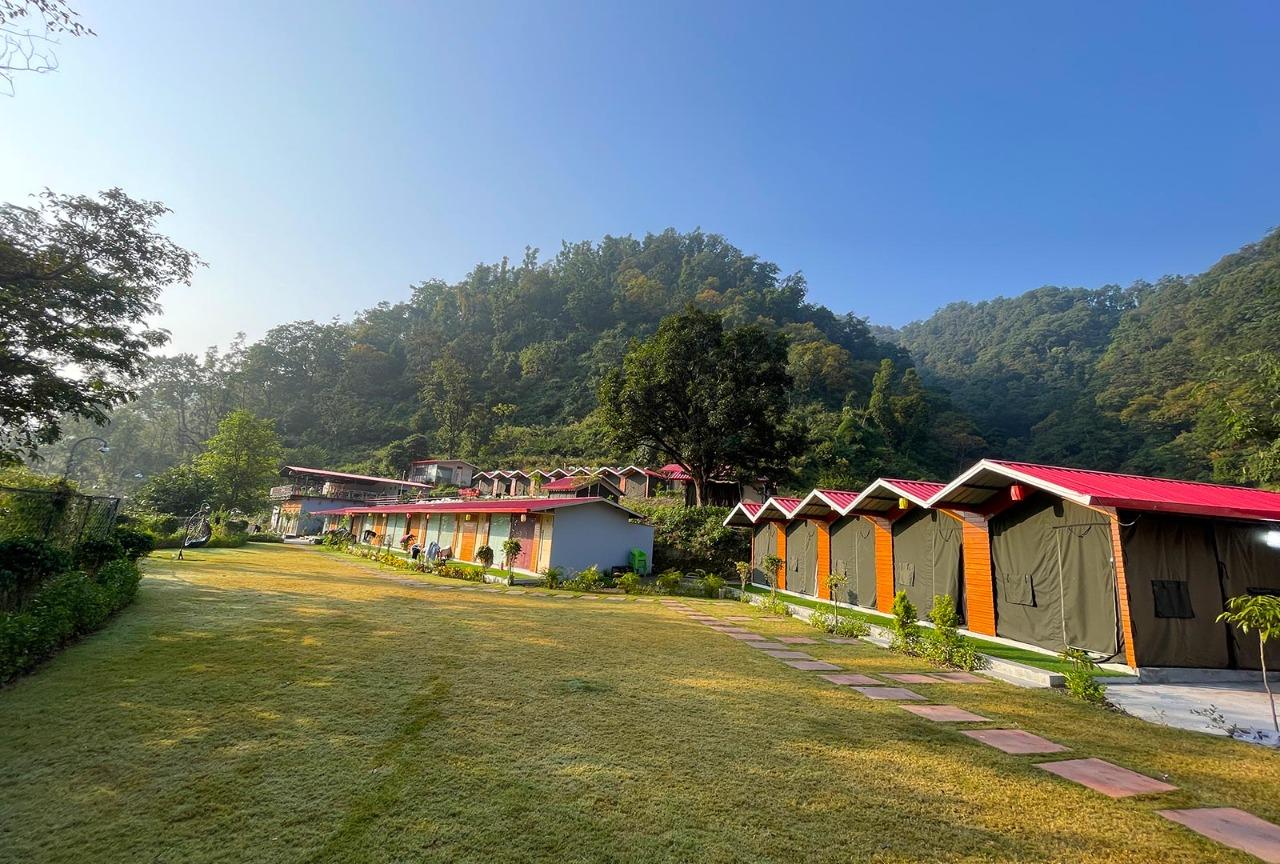 Rockland resort camps – photo 1