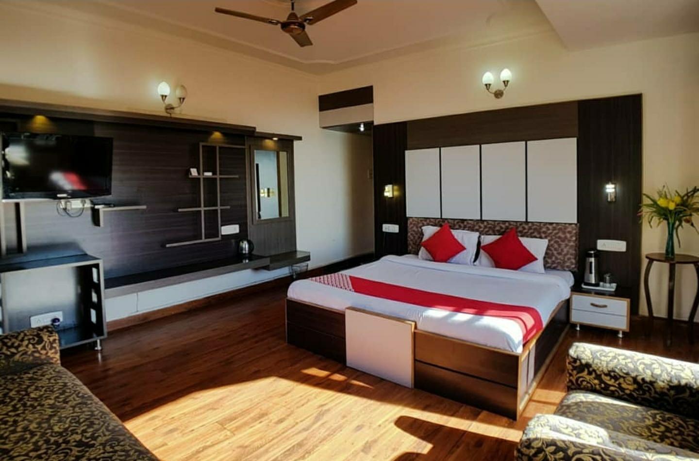Hotel Dalhousie Heights – photo 3