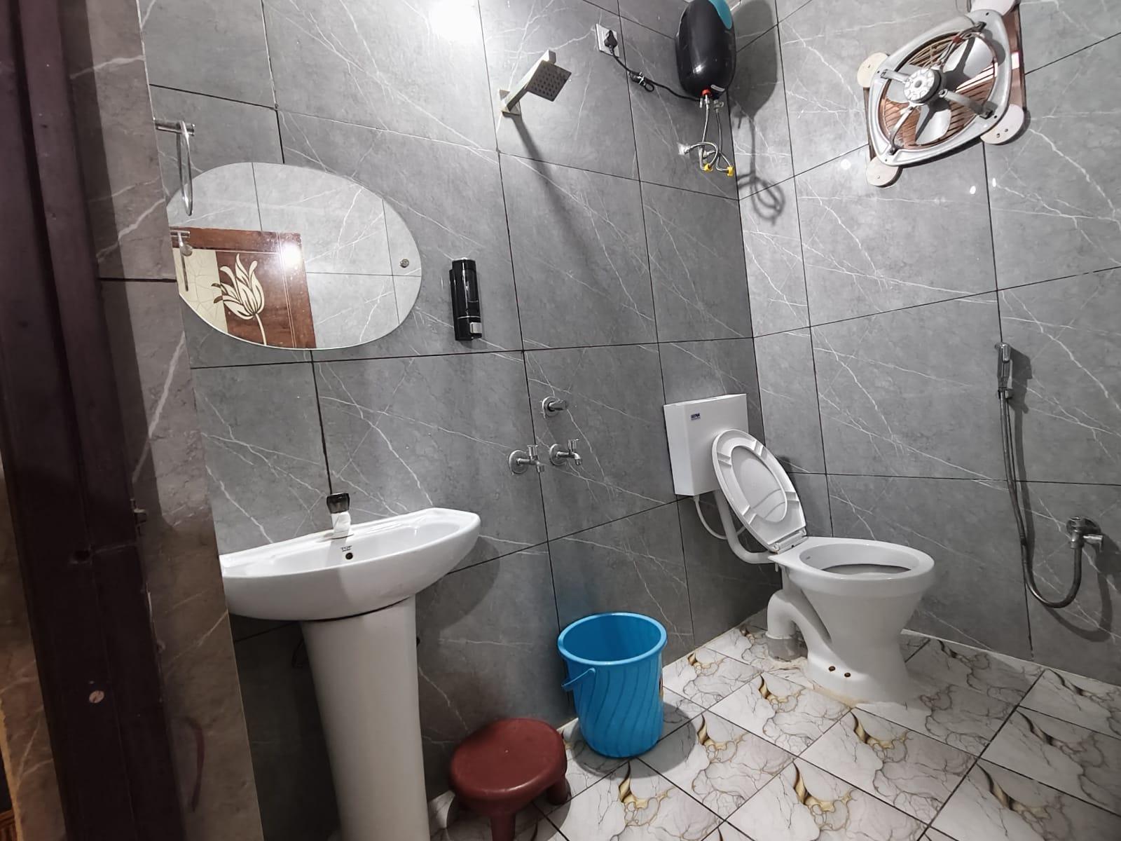 Plush Hotels – photo 4