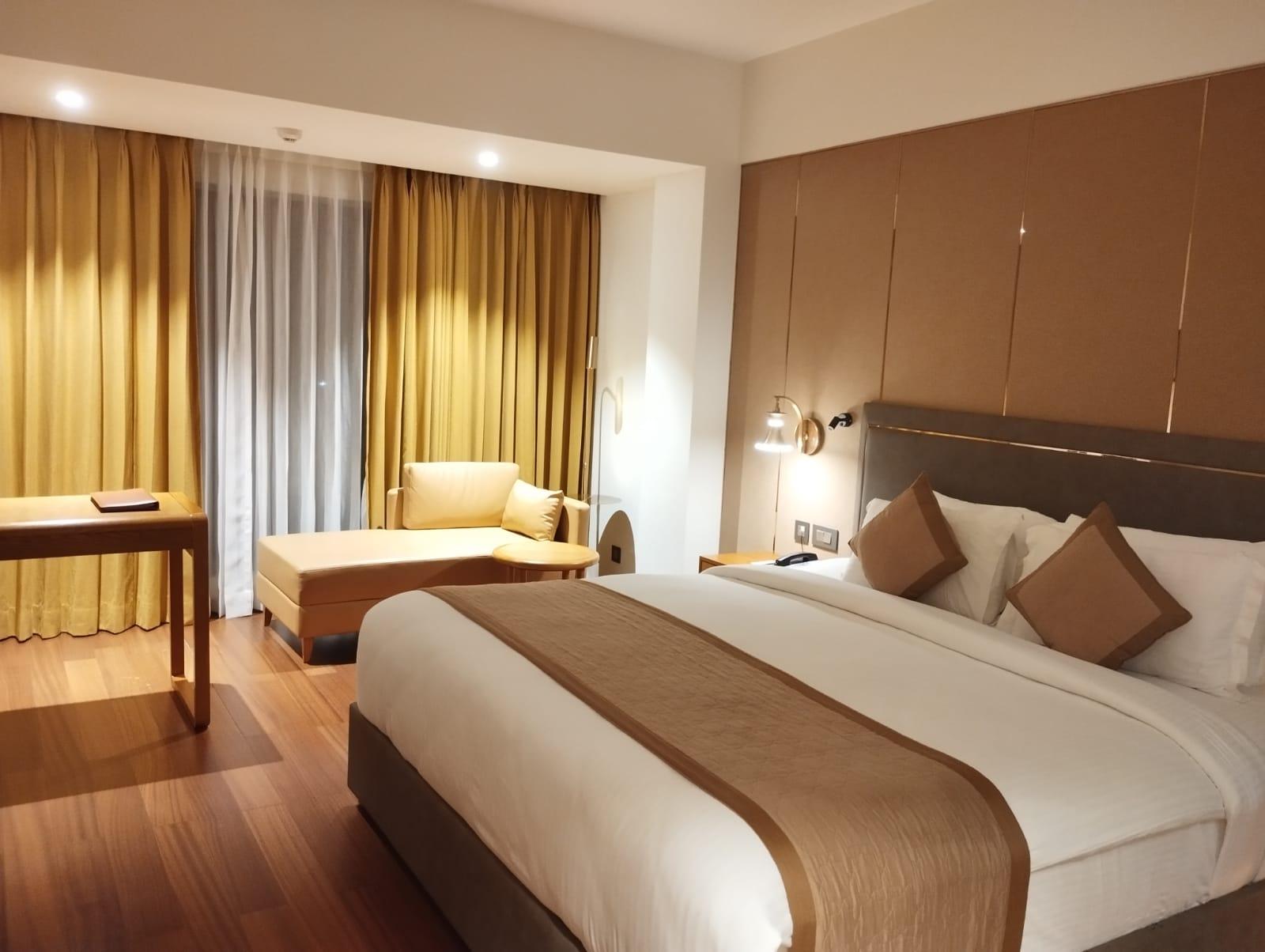 The Royal Retreat Resort & Spa – photo 3