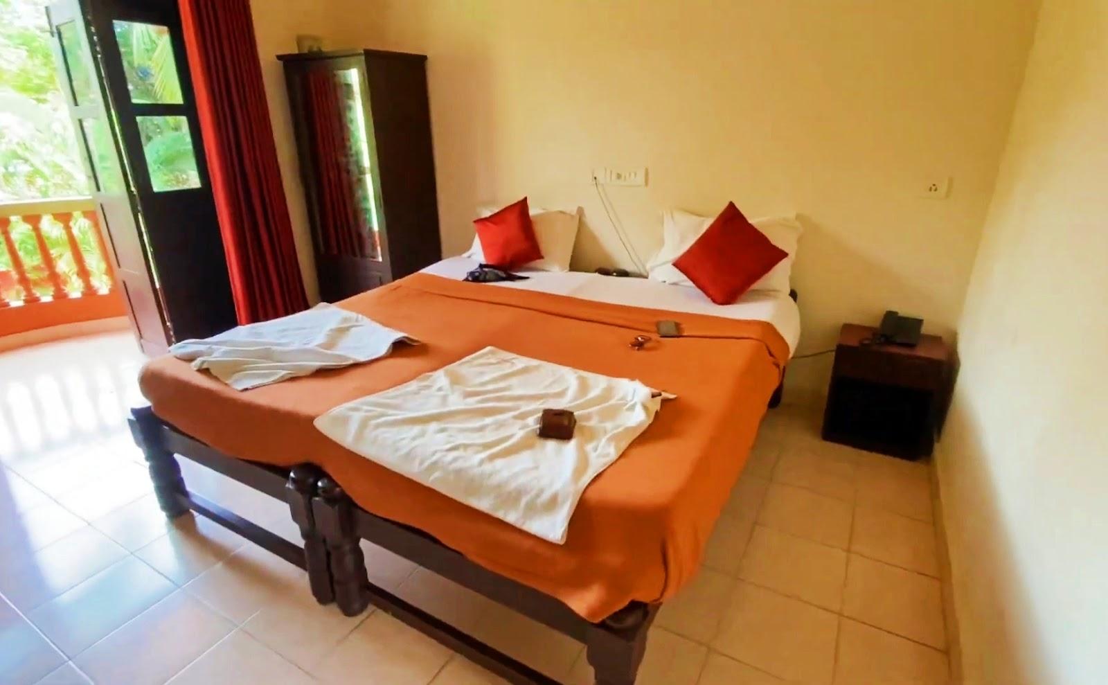 Ruffles Beach Resort – photo 3