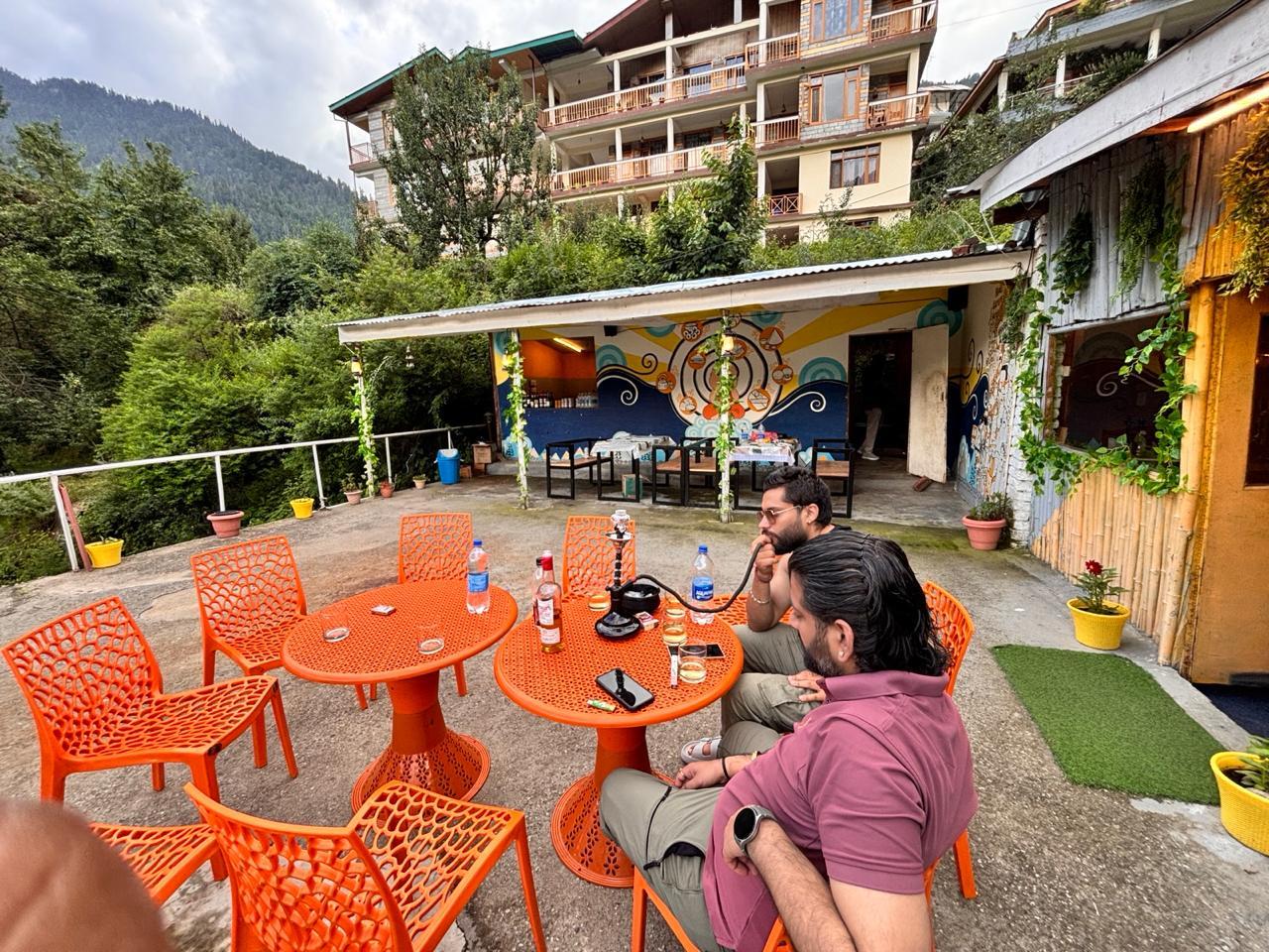 The Massif Dorms & Cafe' – photo 1