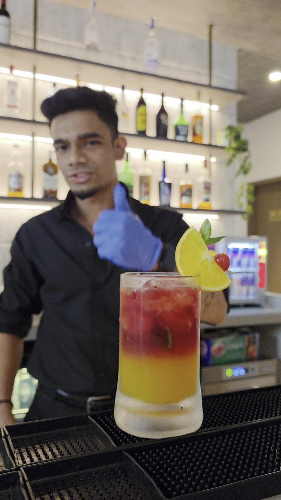 Galaxy Beacon, Santacruz, Mumbai – photo 2
