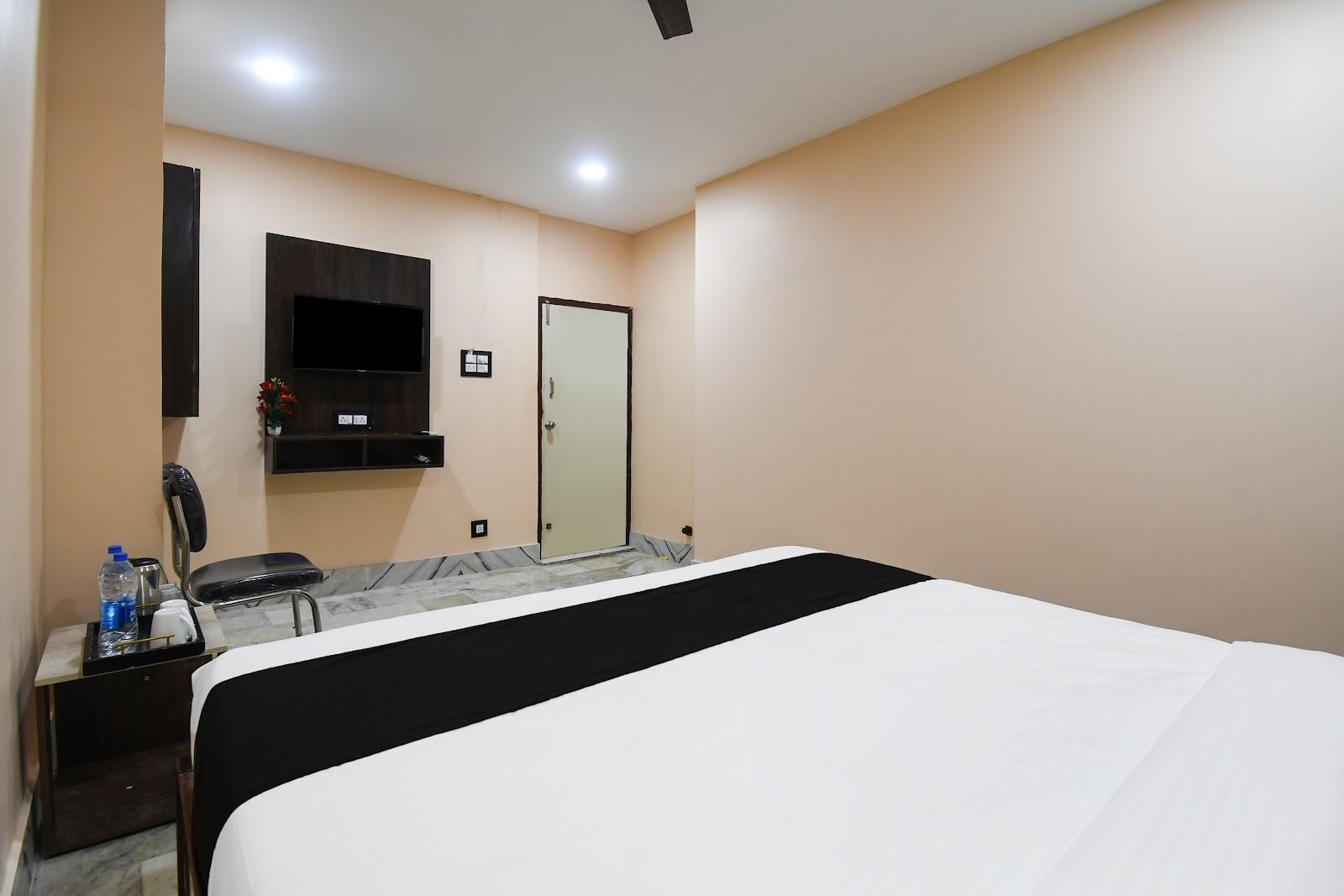 OYO Hotel Silver Star – photo 4