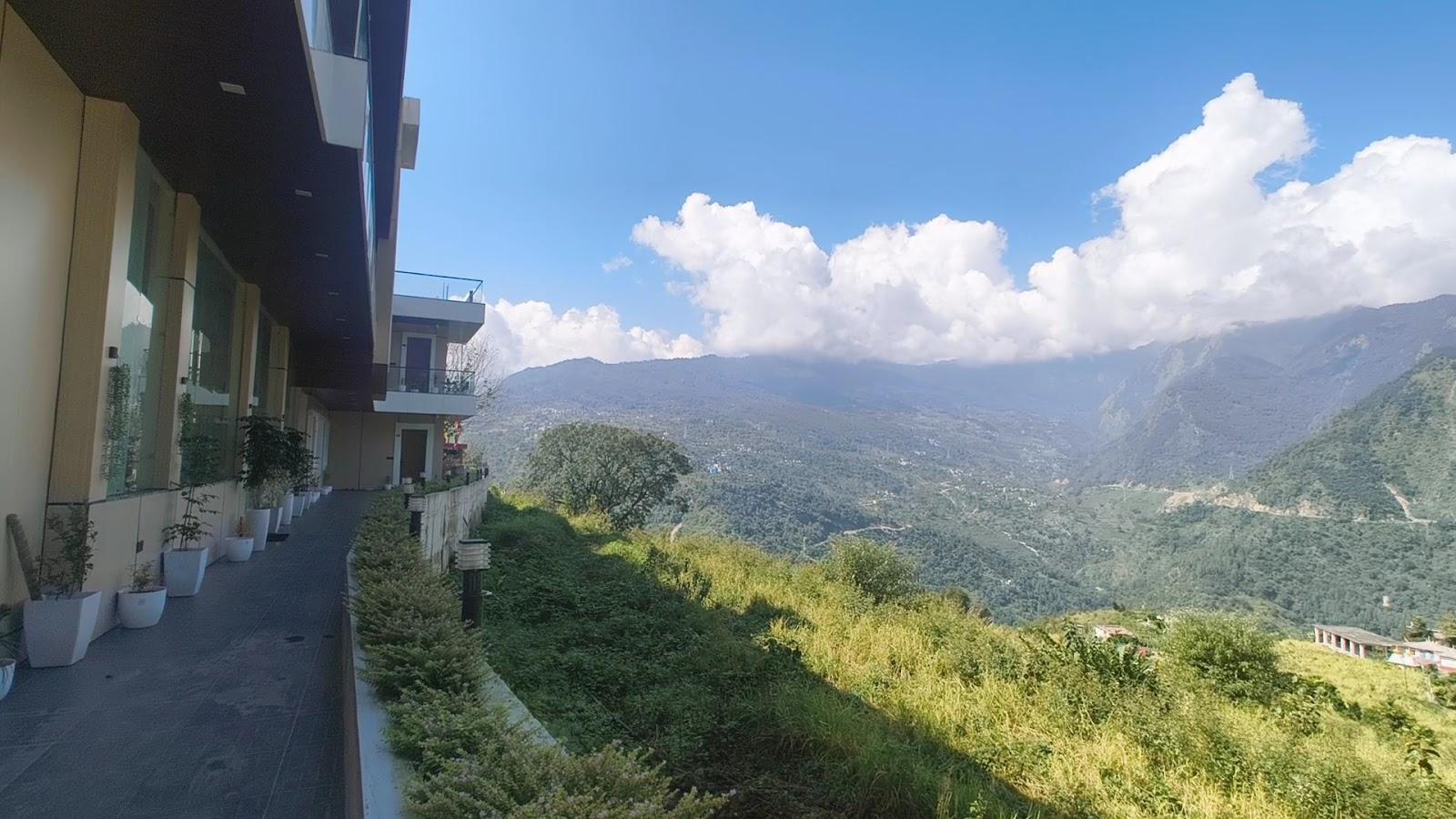 Yashasvi Himalayan Resort – photo 2