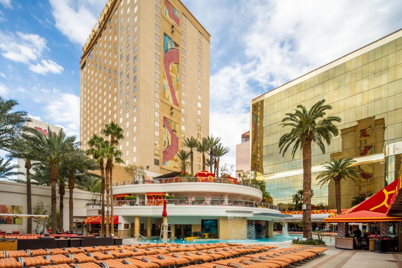 Golden Nugget Las Vegas Hotel & Casino – photo 1