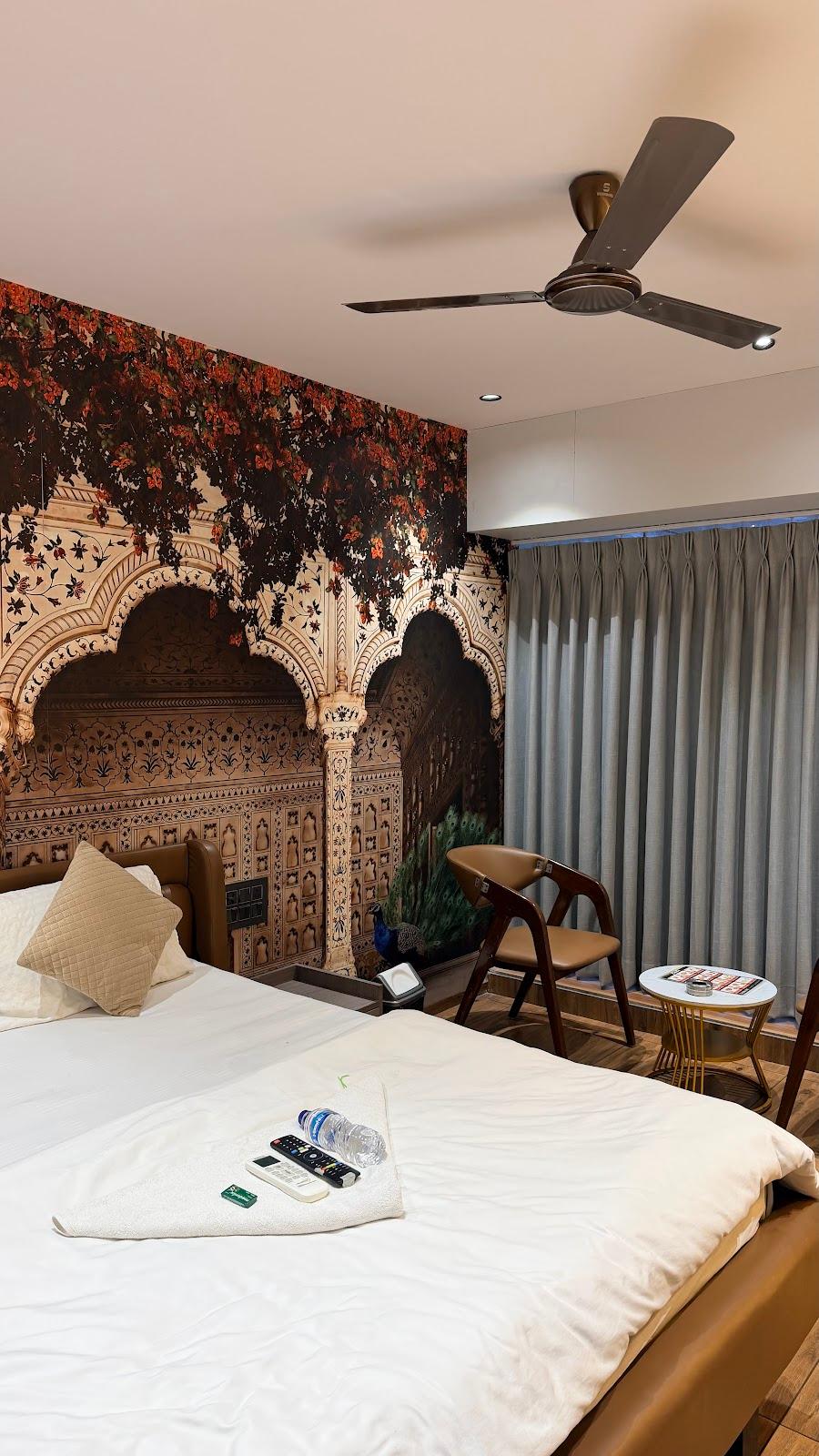 V Love hotel – photo 3