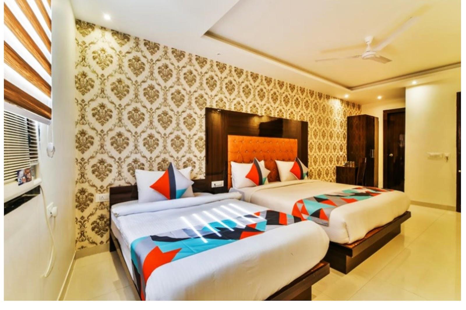 HOTEL ICONIC – photo 2