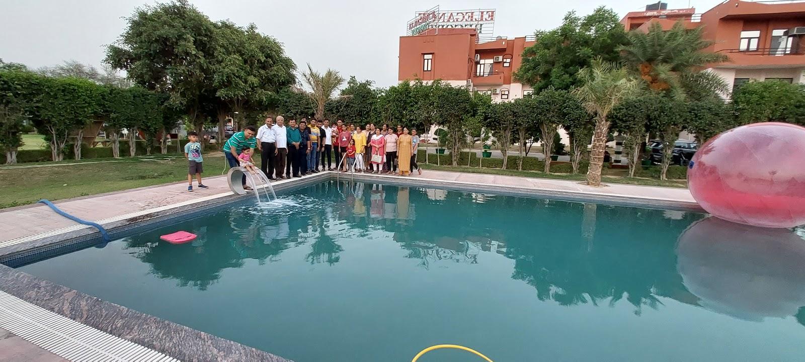 Elegance Resort Vrindavan – photo 4