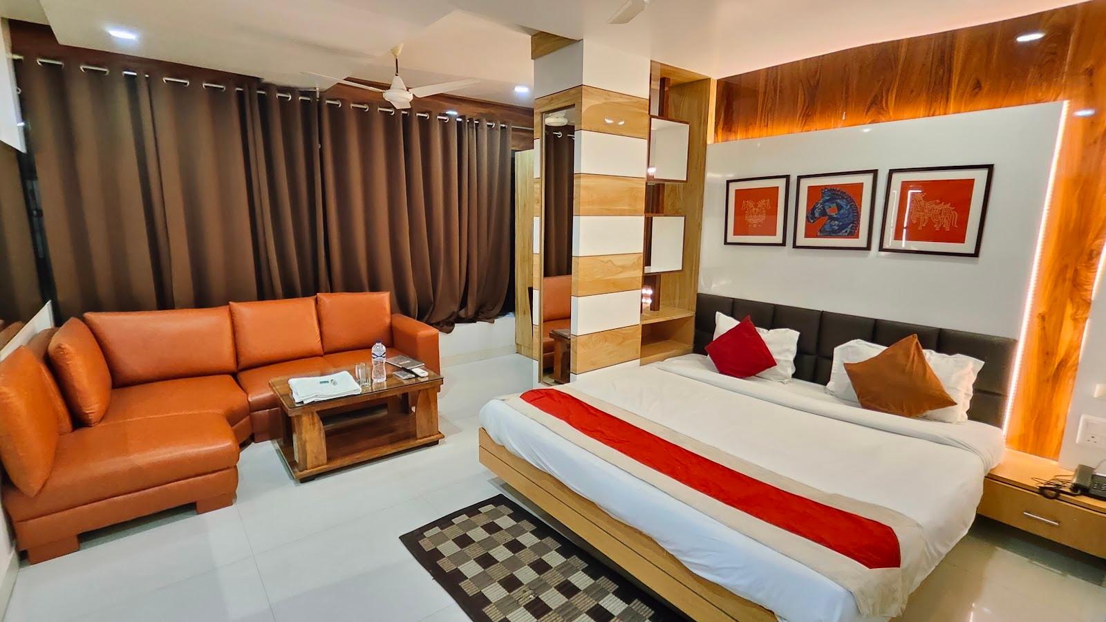 Capital O Hotel Sapphire Inn – photo 3