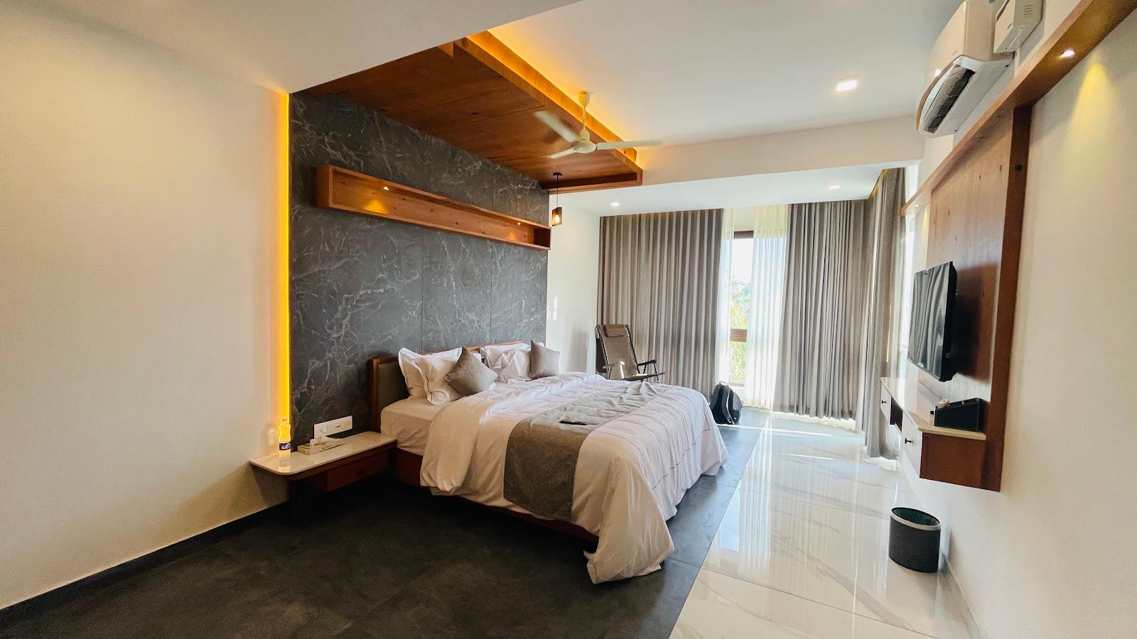 Y3 Suites – photo 3