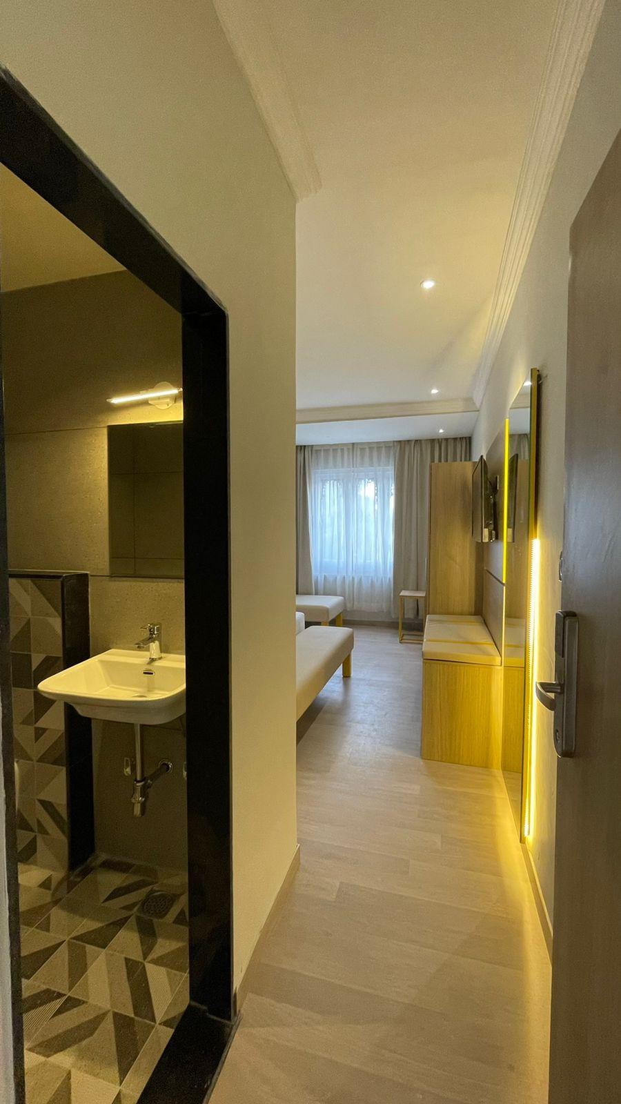 Hotel City Express By Downtown Udaipur – photo 4