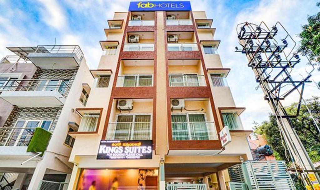 Kings Park Hotel
