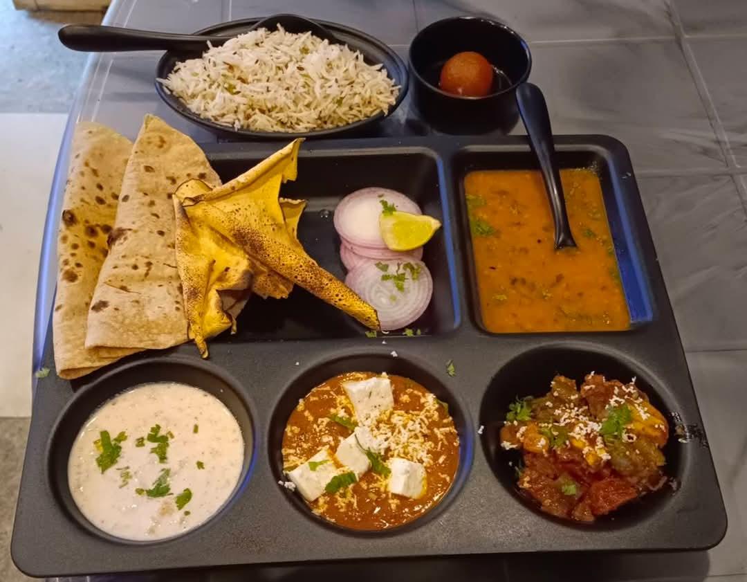 HOTEL GSR SRINIVASA INN – photo 3