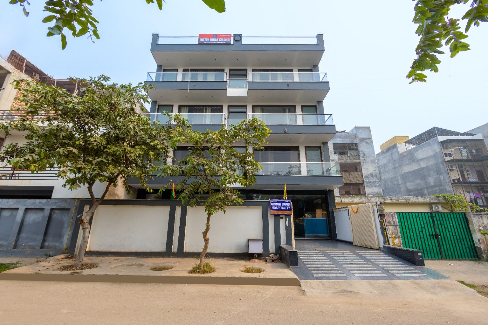 Hotel Aura Grand SECTOR - 63A Noida – photo 1