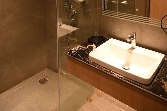 Ramada Plaza – photo 3