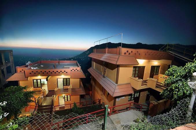 Shamrock Munnar / The Best Mountain View Resort In Munnar – photo 1