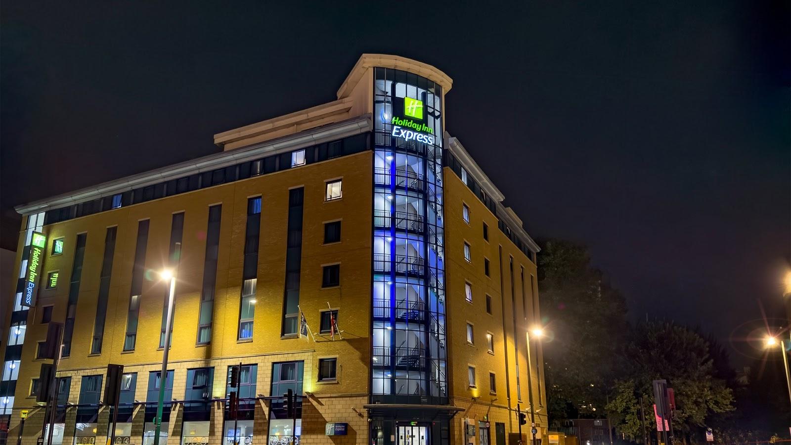 Holiday Inn Express London - Stratford by IHG – photo 1