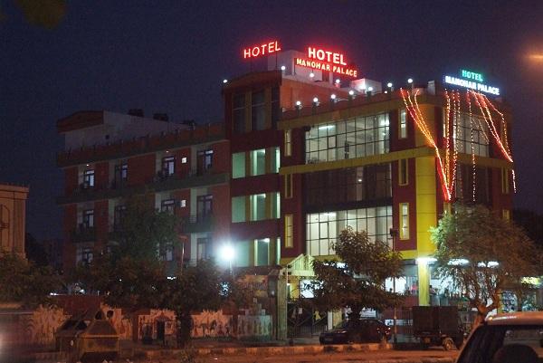 Hotel Manohar Palace – photo 1