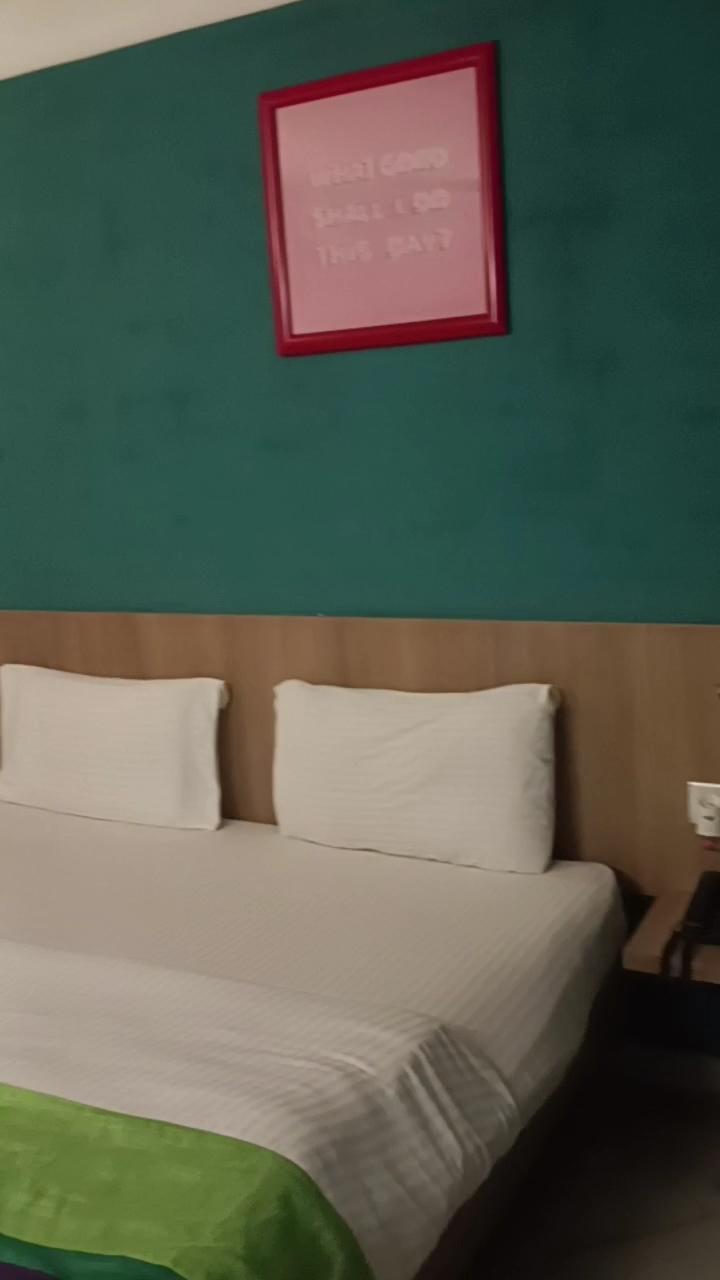 Treebo Mall View, Dlf Phase Ii – photo 2