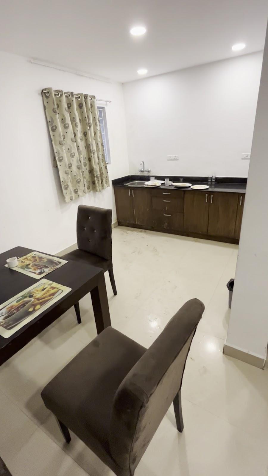 Super Collection O Earth Apart Hotel – photo 2