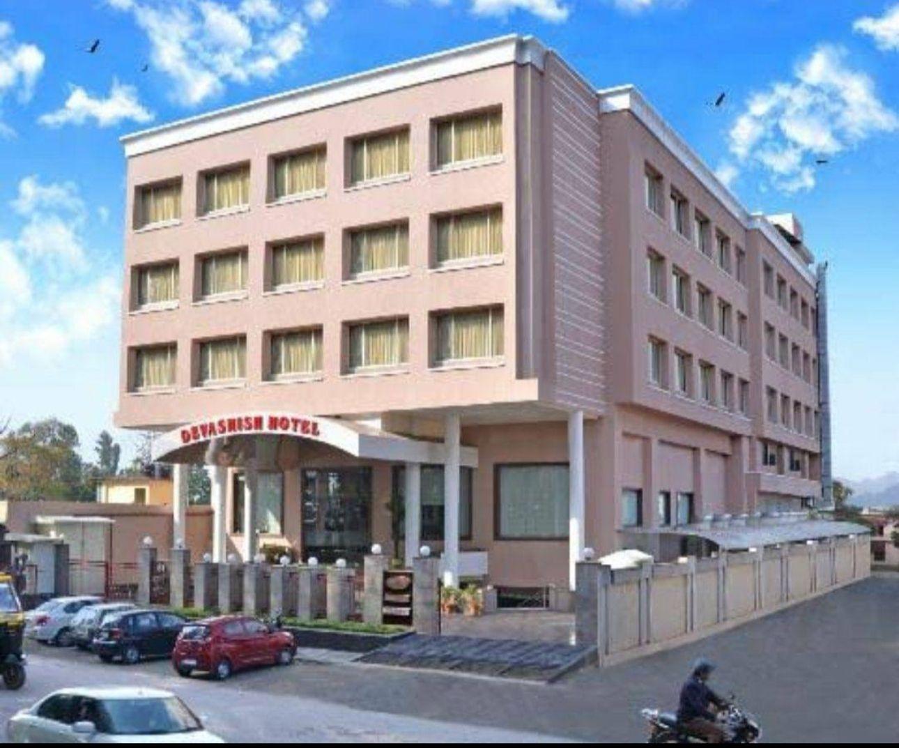 Devashish Hotel – photo 1