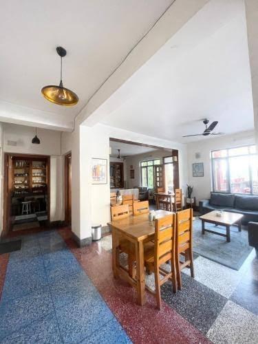 Pacific Guest House – photo 4