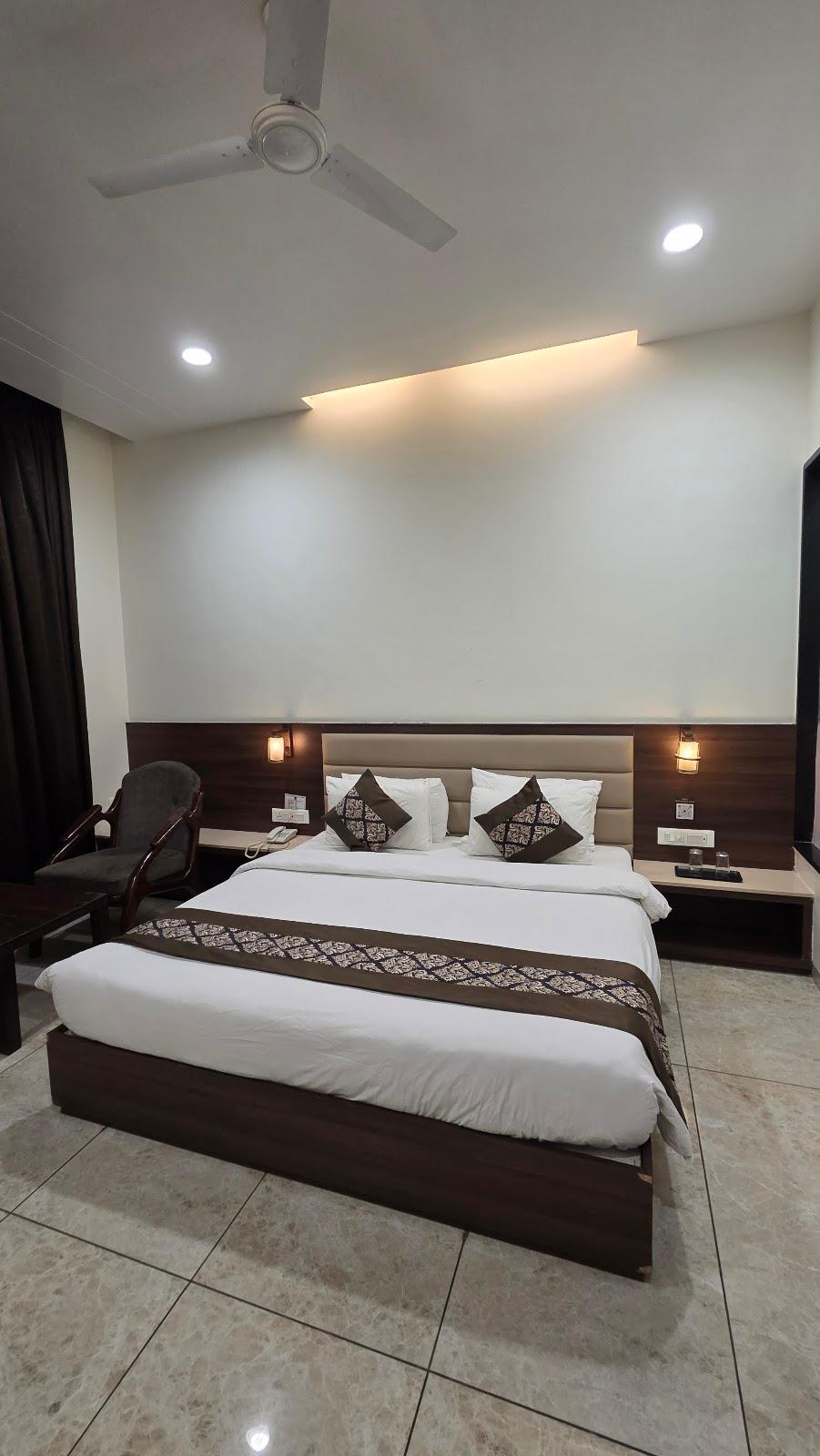 Hotel The Hind – photo 3