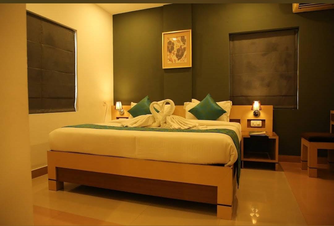 Hotel Metro Manor – photo 2