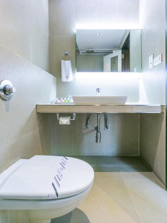 The Roa Hotel – photo 3