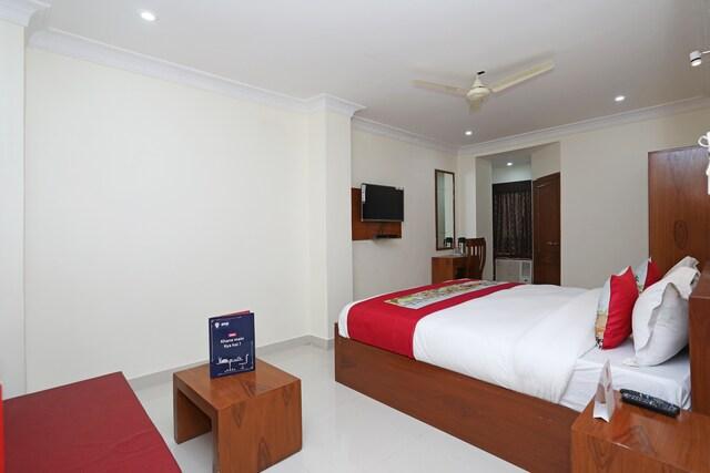 Hotel City Palace – photo 2