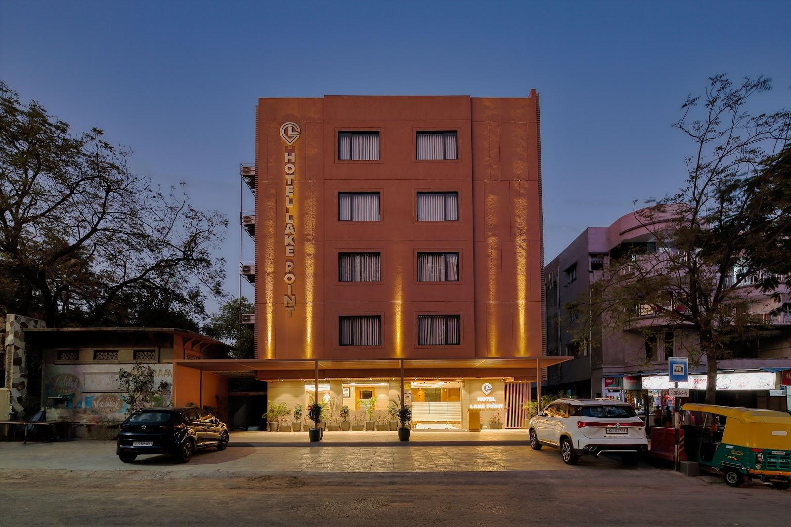 Hotel Lake Point – photo 4