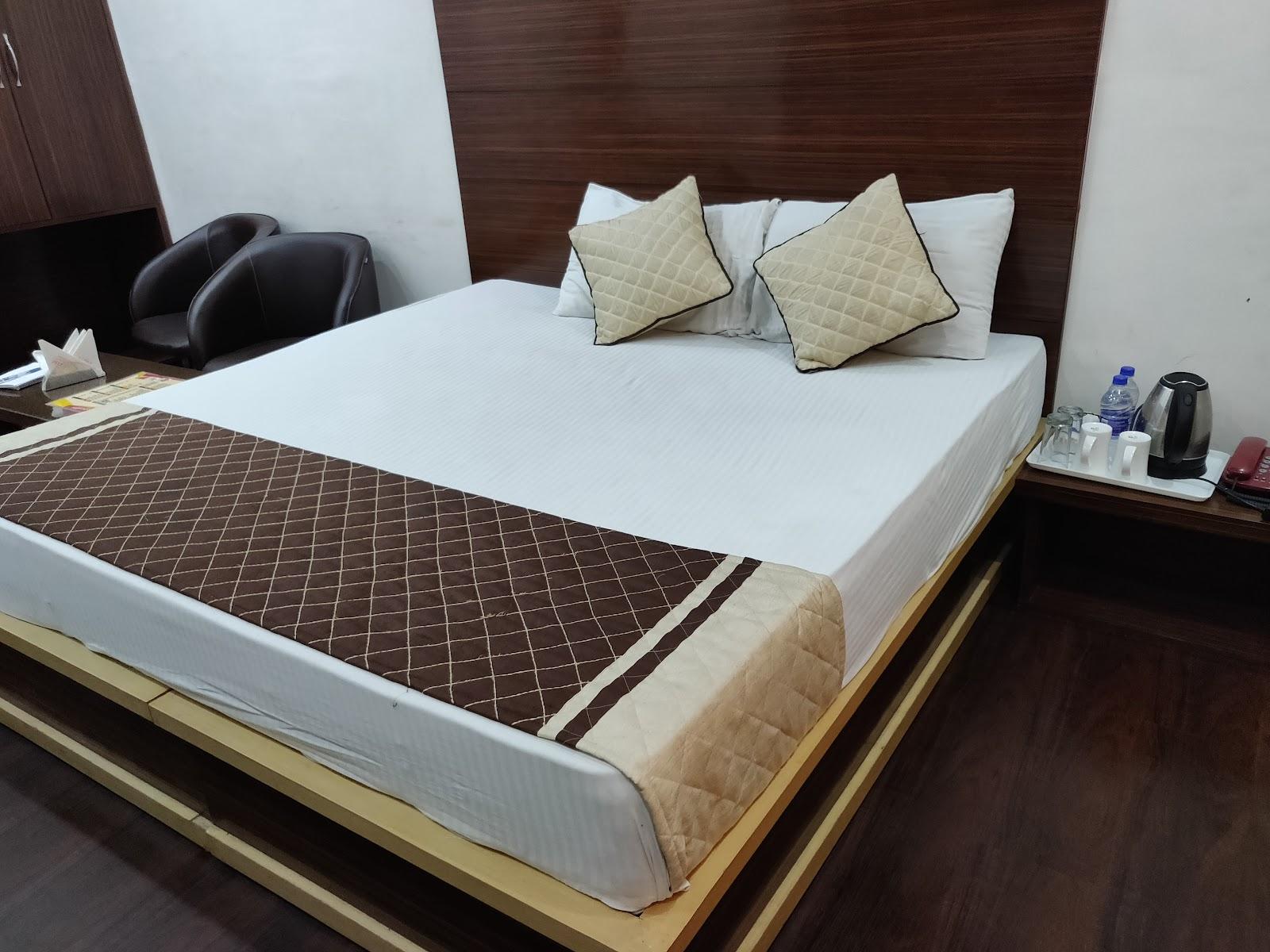 OYO 28322 Hotel Paradise – photo 2